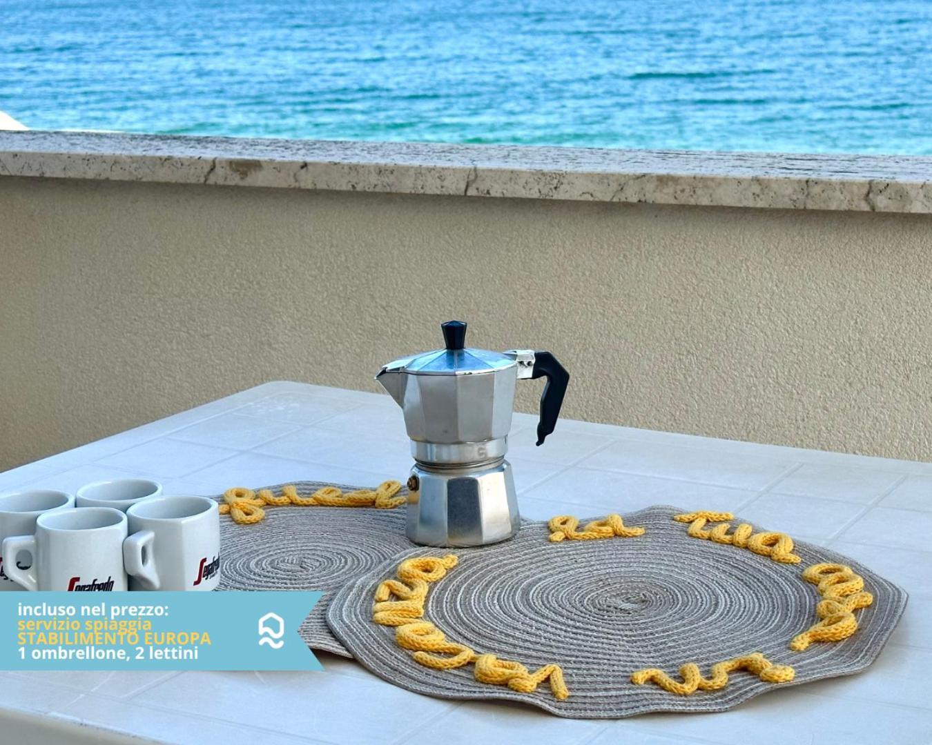 Rs321 - Marcelli, Trilocale Fronte Mare Con Spiaggia Inclusa المظهر الخارجي الصورة